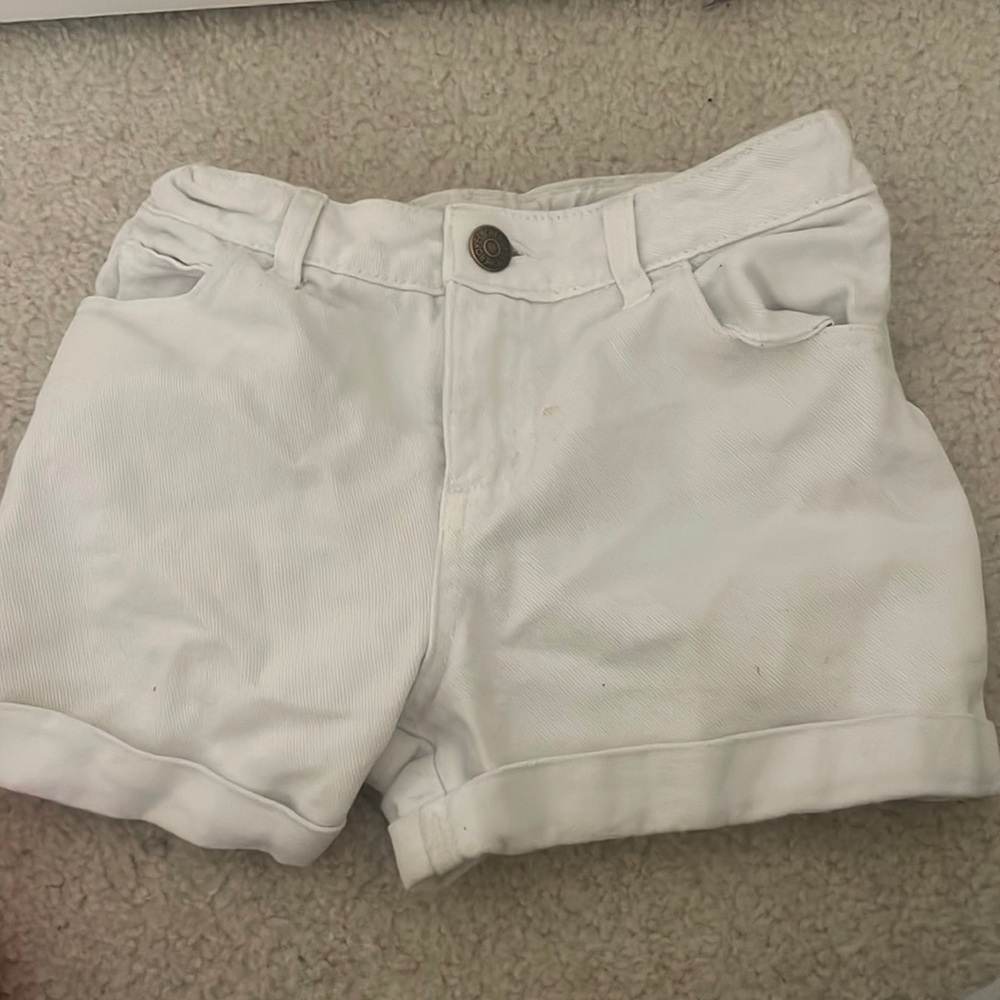 girls white jean shorts